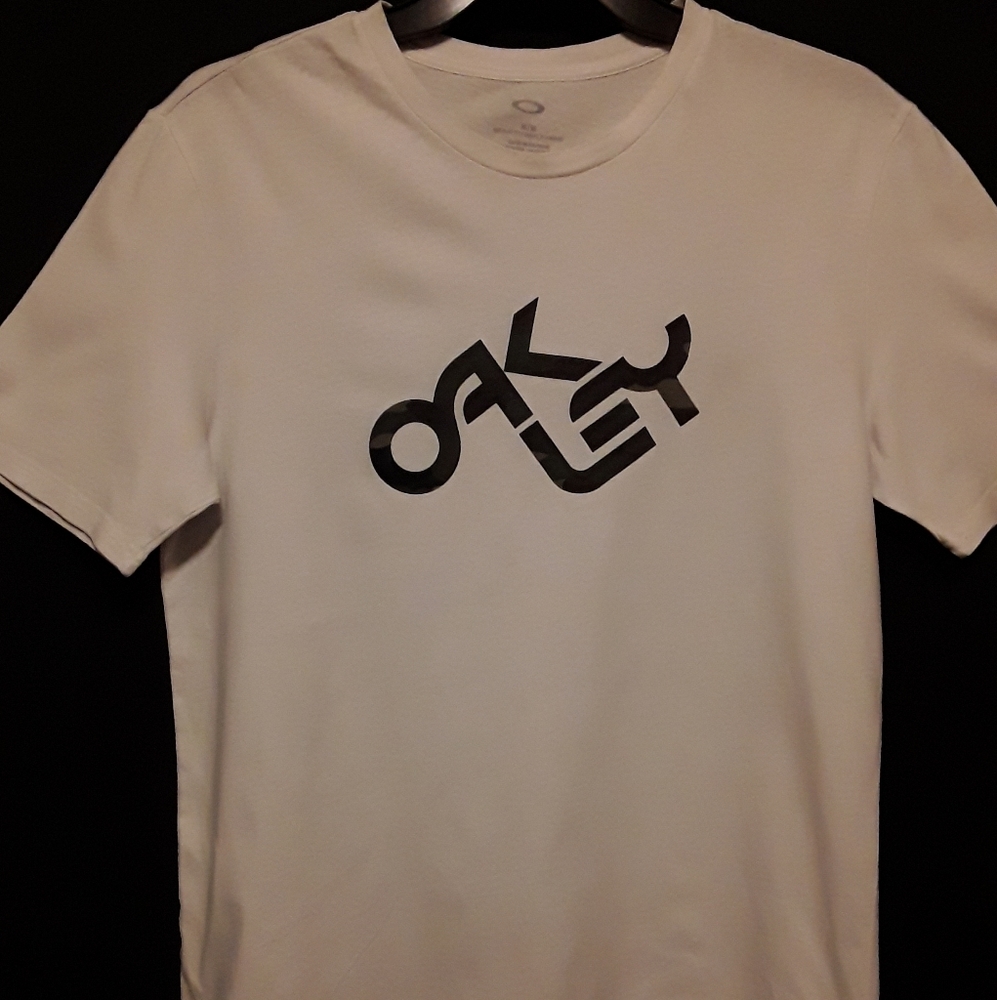 Oakley tshirt mens